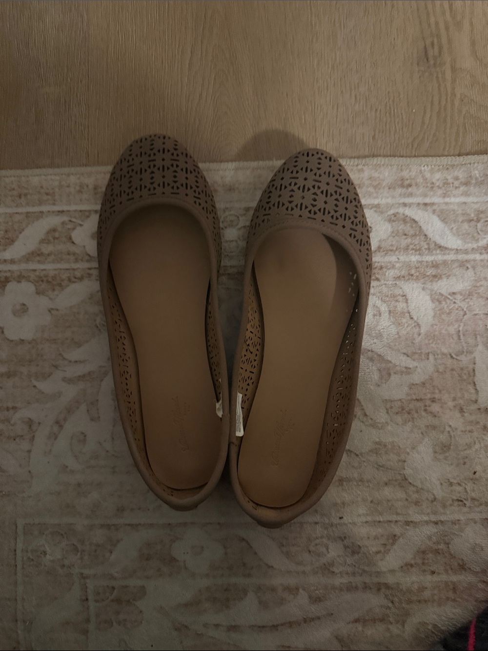 Universal Thread Women’s Laser-Cut Flats in Taupe Brown